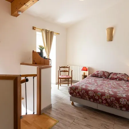 Holiday home Refuge Au Monteillet