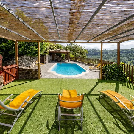 Refuge Au Monteillet Holiday home Saint-Gineis-en-Coiron
